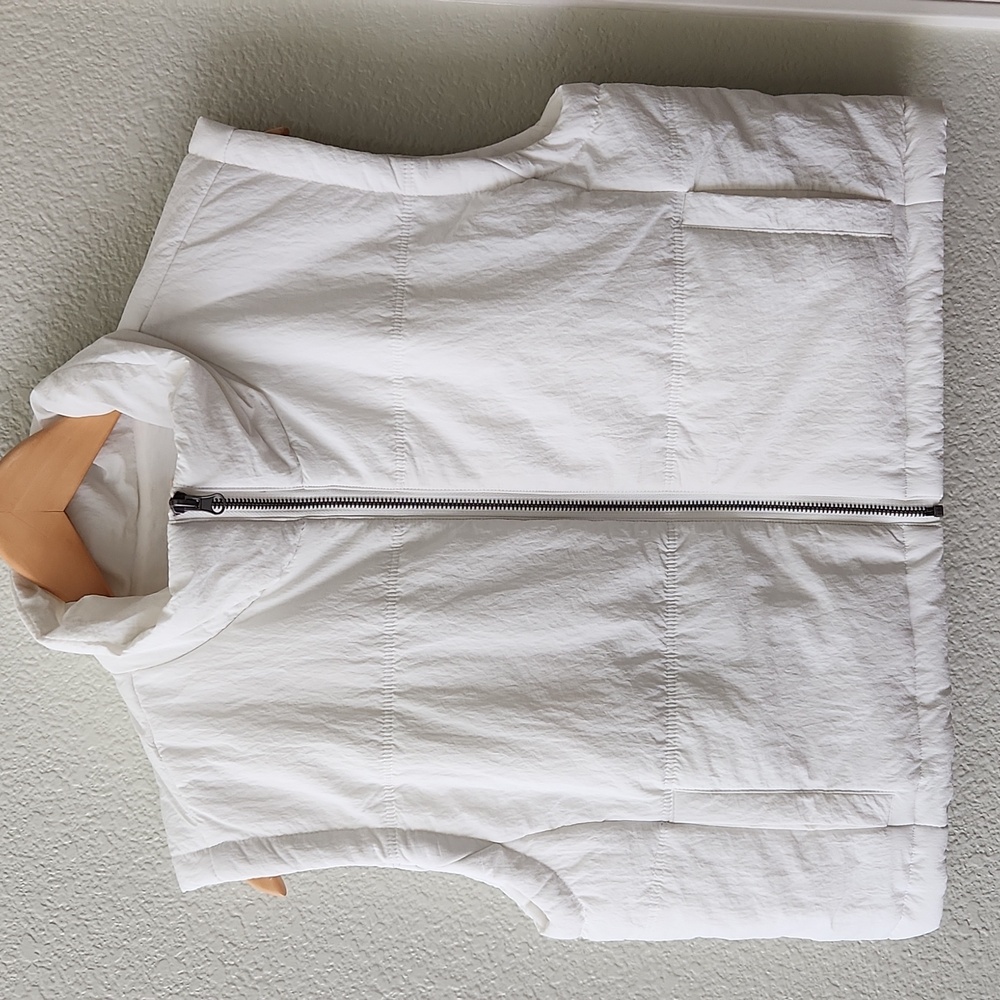 Thread & Supply Dry Puffer Vest - Picture 3 of 5